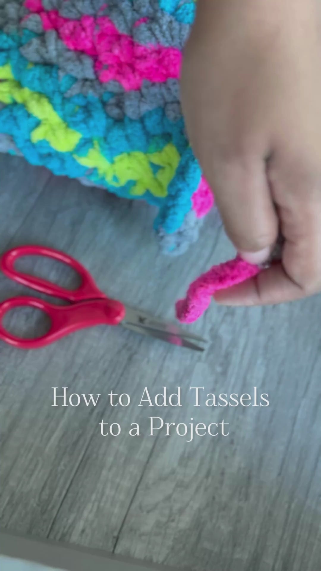 FREE | Jumbo Yarn Crochet Headphone Bag Pattern | Easy Beginner Drawstring Pouch